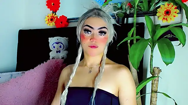 NathalialLooes live cam on StripChat