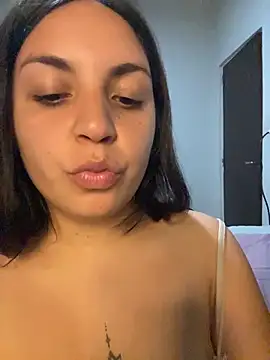 Rox_gian22 live sex cam