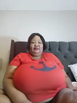 nancy111 live cam on StripChat