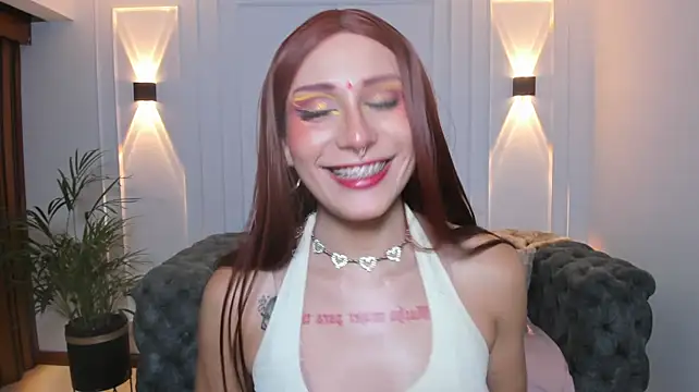 auravg live cam on StripChat