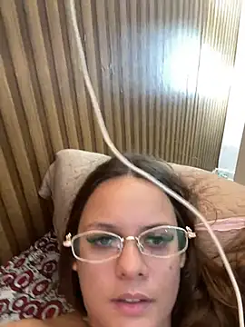 laryssinha_69 (G young) - Batendo nele e boquete c garganta profun
