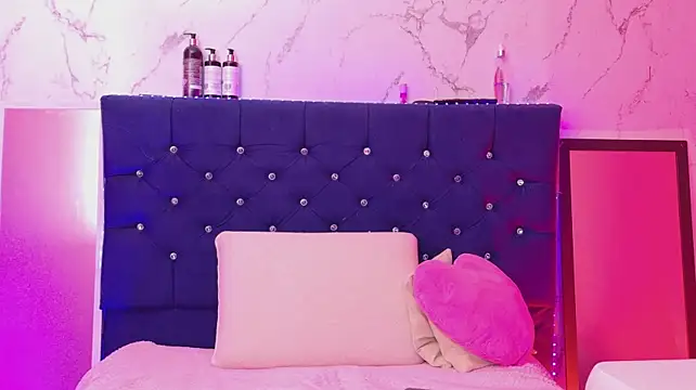 Dakotaa_Johnson