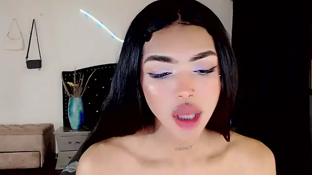 jymena_xxx live cam on StripChat
