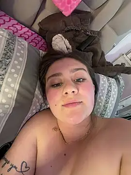 Valery__rosss live cam on StripChat