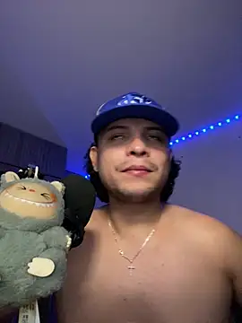 marcus_leonel live cam on StripChat