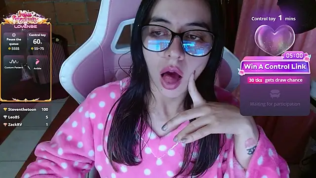 Maggie_Fox3 live cam on StripChat