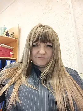 Office_Albertina live cam on StripChat