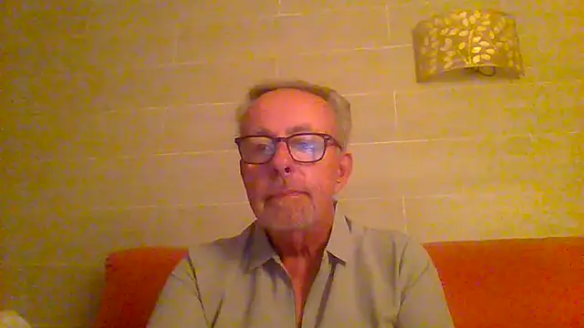 tuggy59 live cam on StripChat