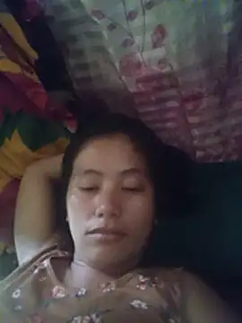 mommyyeng26 live cam on StripChat