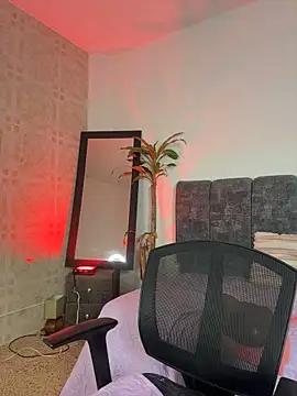 kem_hott