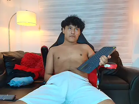kristhofer_levis_ webcam