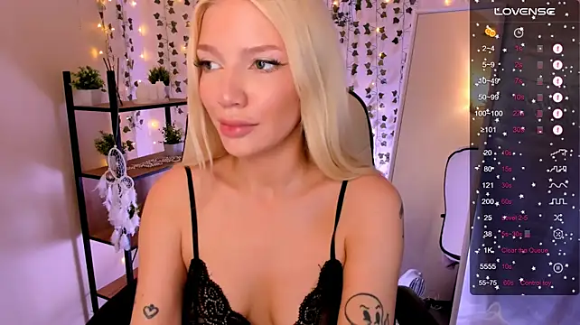 AnyaTaylor_