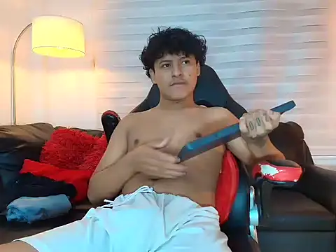 kristhofer_levis_ live cam on StripChat