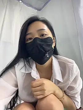 nini_11 (Ask my age) - 坐脸喷水Face sitting squirtting