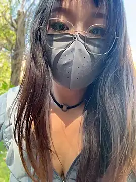 xianyu-ss (F young) - 挑战任务：想办法 让表哥 摸自己胸，不是剧情