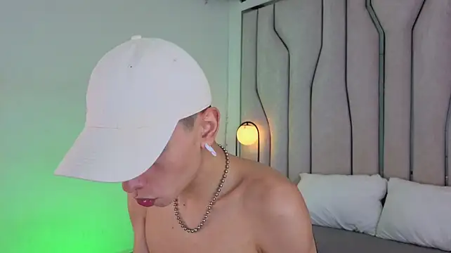 lian_cameron on Stripchat