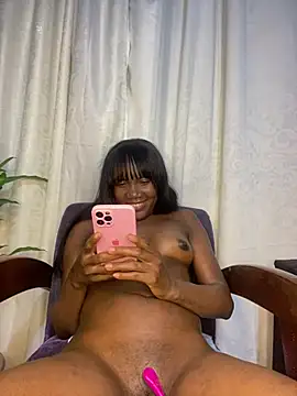 karly_titis live cam on StripChat