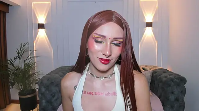 auravg live cam on StripChat
