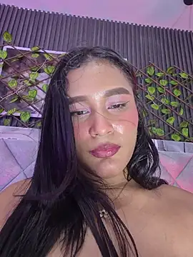 Sara_Chanel_
