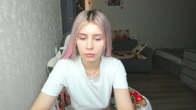 Amelia1Ivory