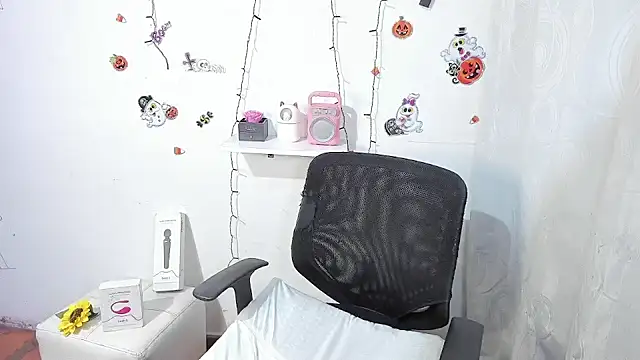 Conie_Squirtt