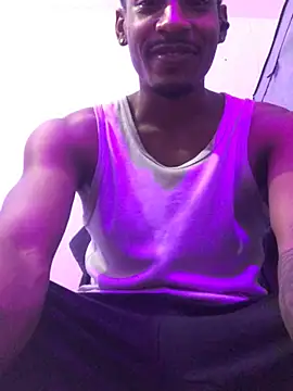 Kiing_afroditho live cam on StripChat