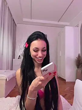 ilariea_girl Live Webcam on Stripchat