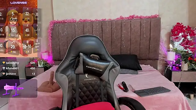 LanaMills_