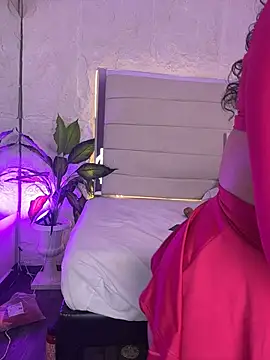 Antonela_rossy live cam on StripChat
