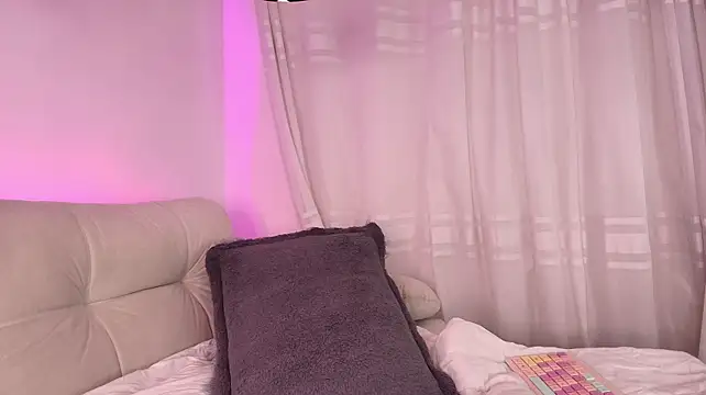 Angell_Pink