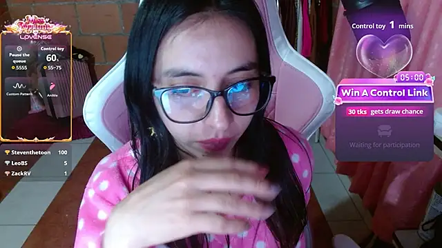 Maggie_Fox3