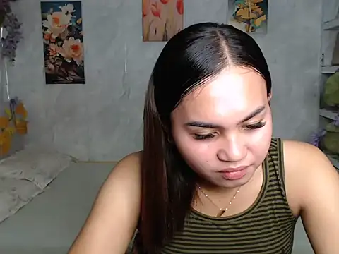 ur_asiankat webcam