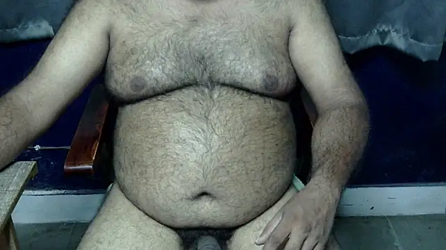 hairysubcub_70 (Ask my age) - Welcome To Daddy's Room. Make Daddy Cum.