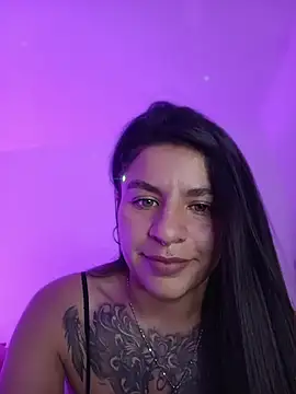 laura_22x