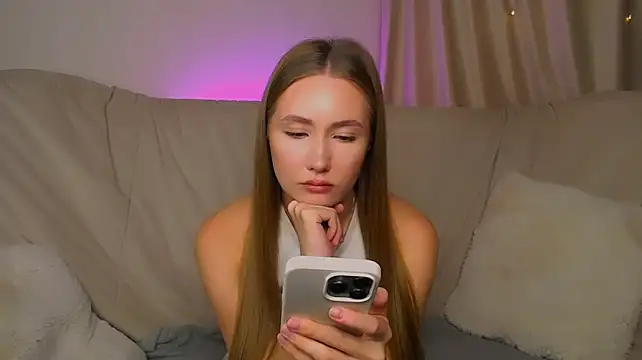 EllyColins