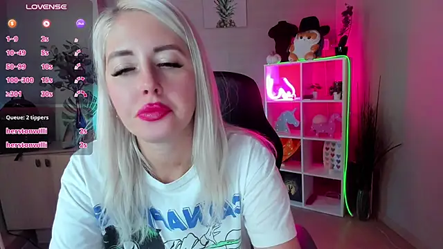 Mermaid_N live cam on StripChat