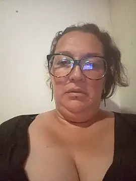 _Saraqueen-- live cam on StripChat