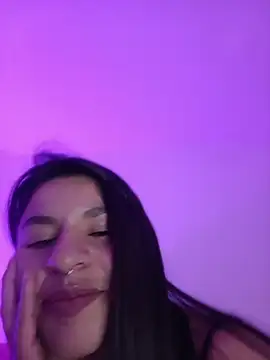 laura_22x