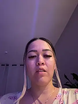Danielavegax live cam on StripChat