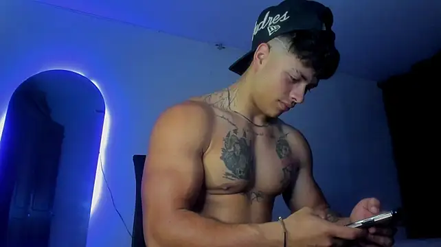 dominic_biker__ (M young) - show cum