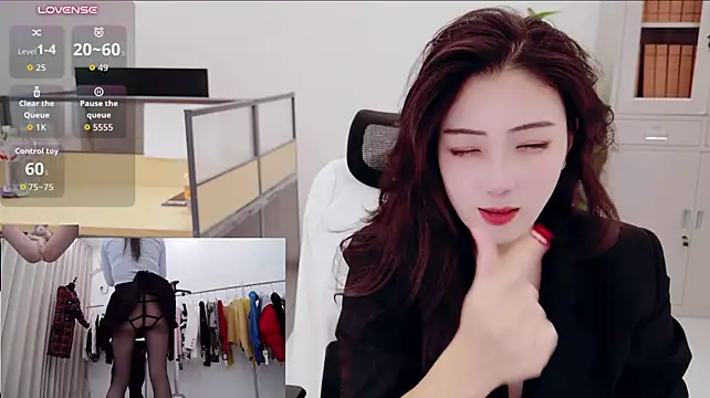 yangyang-777 (Ask my age) - 🎀办公室新装了摄像头，但具体位置不知道在哪里，气不气人
