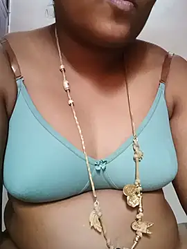 tamil_swathii (F young) - Pussy