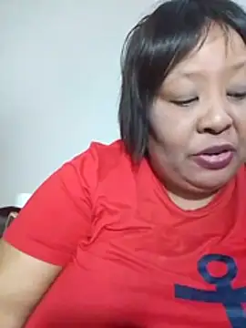 nancy111 (F milf) - Make Me cum and squit in my toy