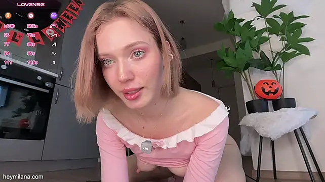 GlaydsLeveto live cam on StripChat