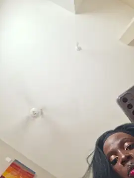 Kamdollie live cam on StripChat