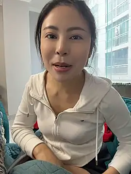 YaoYao8888 live cam on StripChat