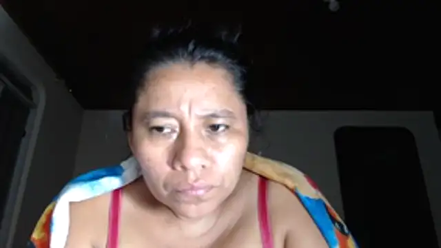 adrixxx38 live cam on StripChat