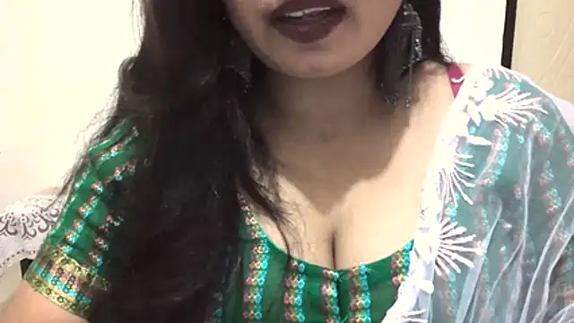 Sexy_Monalisa19 live cam on StripChat
