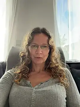 AnnikaRose live cam on StripChat