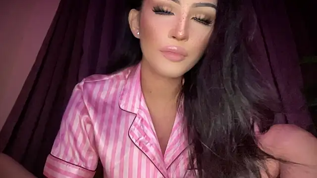 Alicegreenexx live cam on StripChat